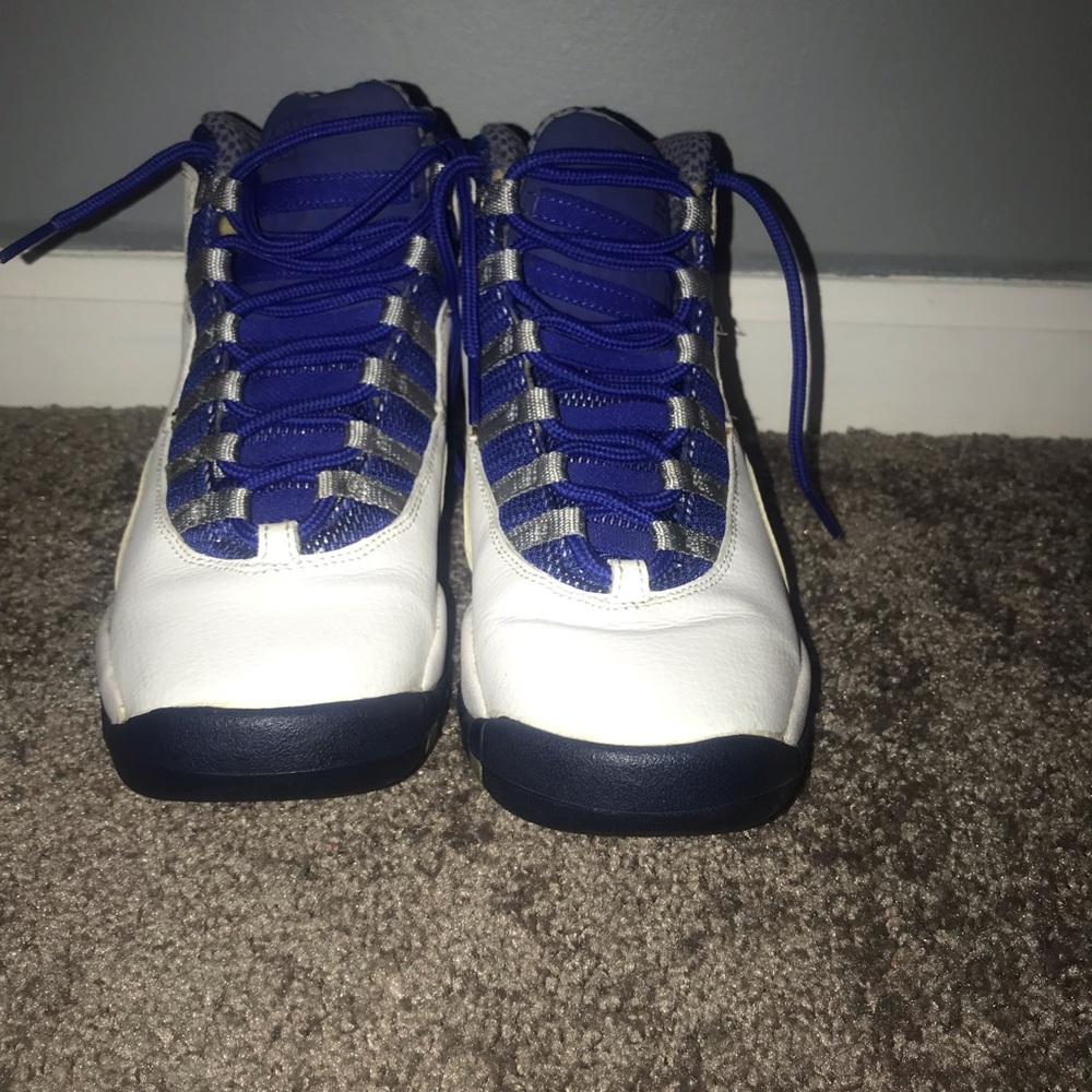 Retro Jordan 10s